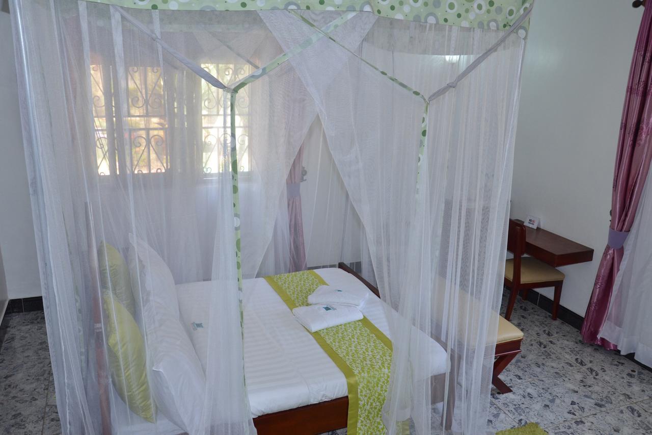 Sheevy"S Bed N Breakfast Fort Portal Luaran gambar